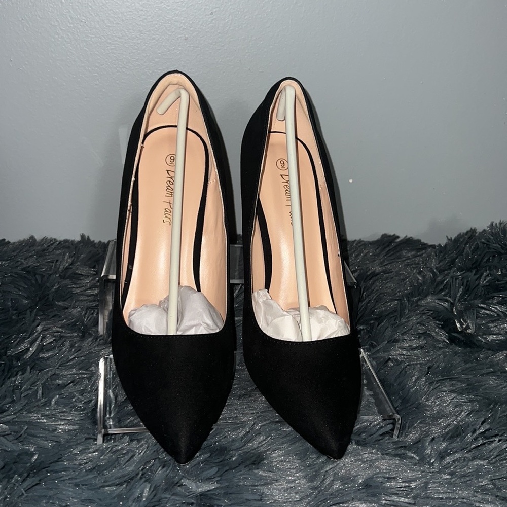Black suede size 9 pointed toe heel